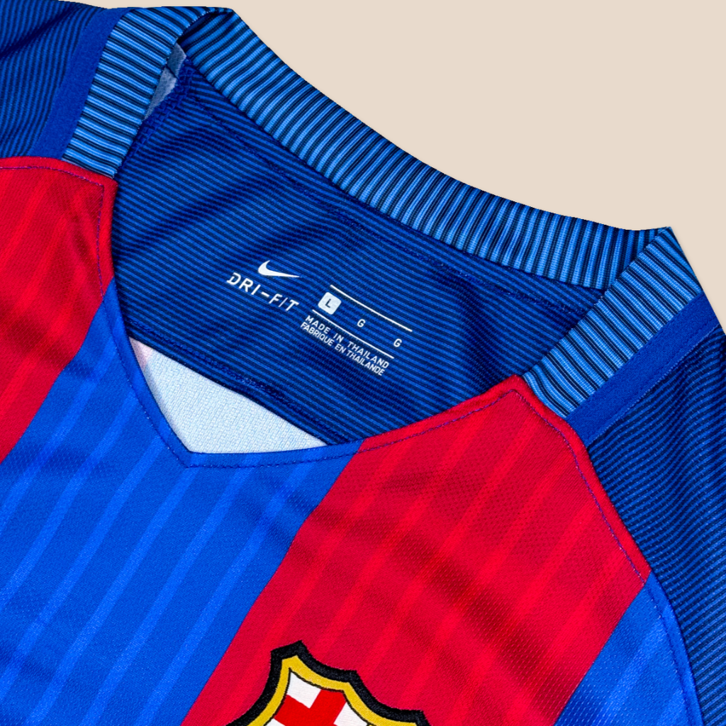 FC Barcelona 2016/17 Home
