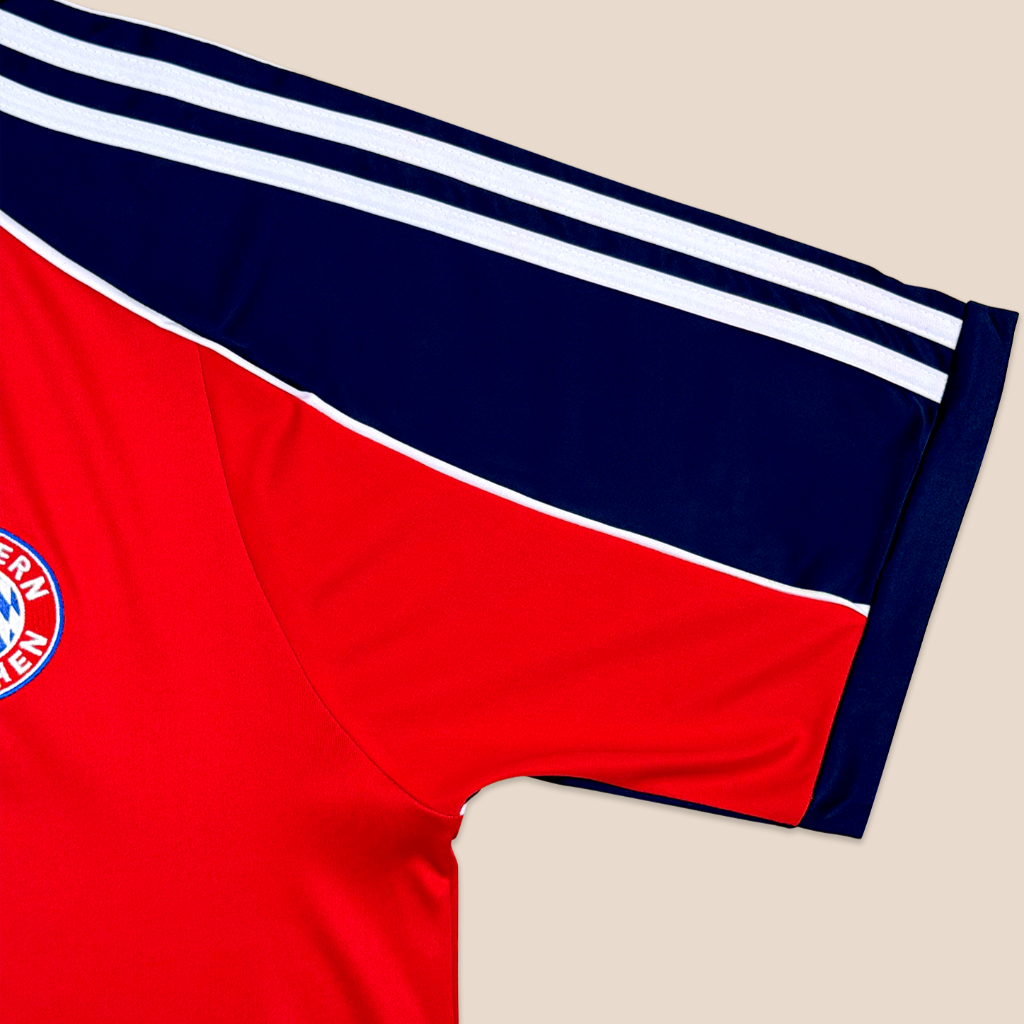 Bayern Munich 1999/01 Home