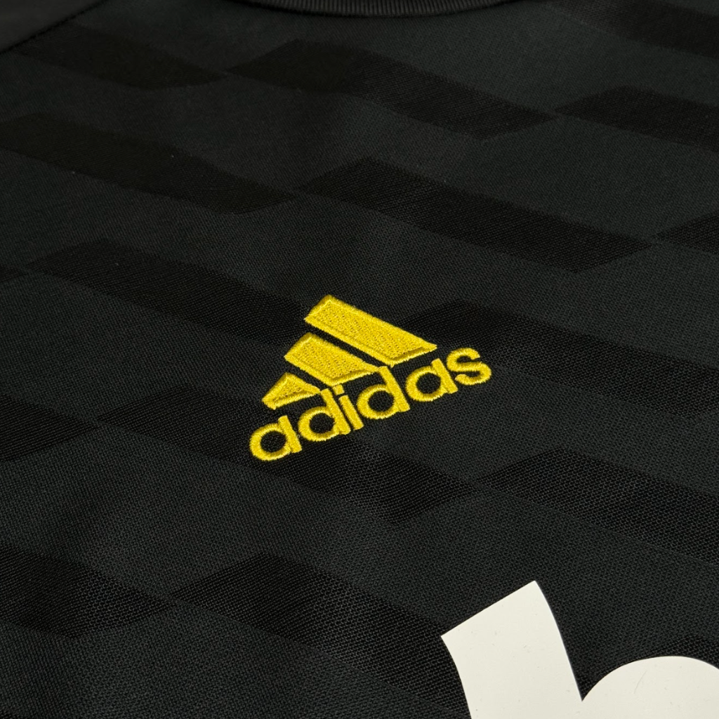 Real Madrid 2011/12 Away