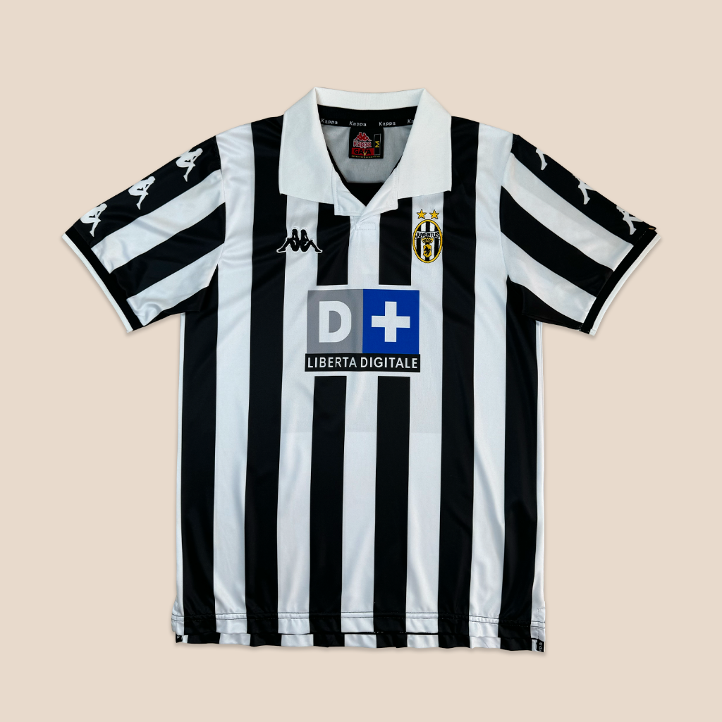 Juventus 1999/00 Home
