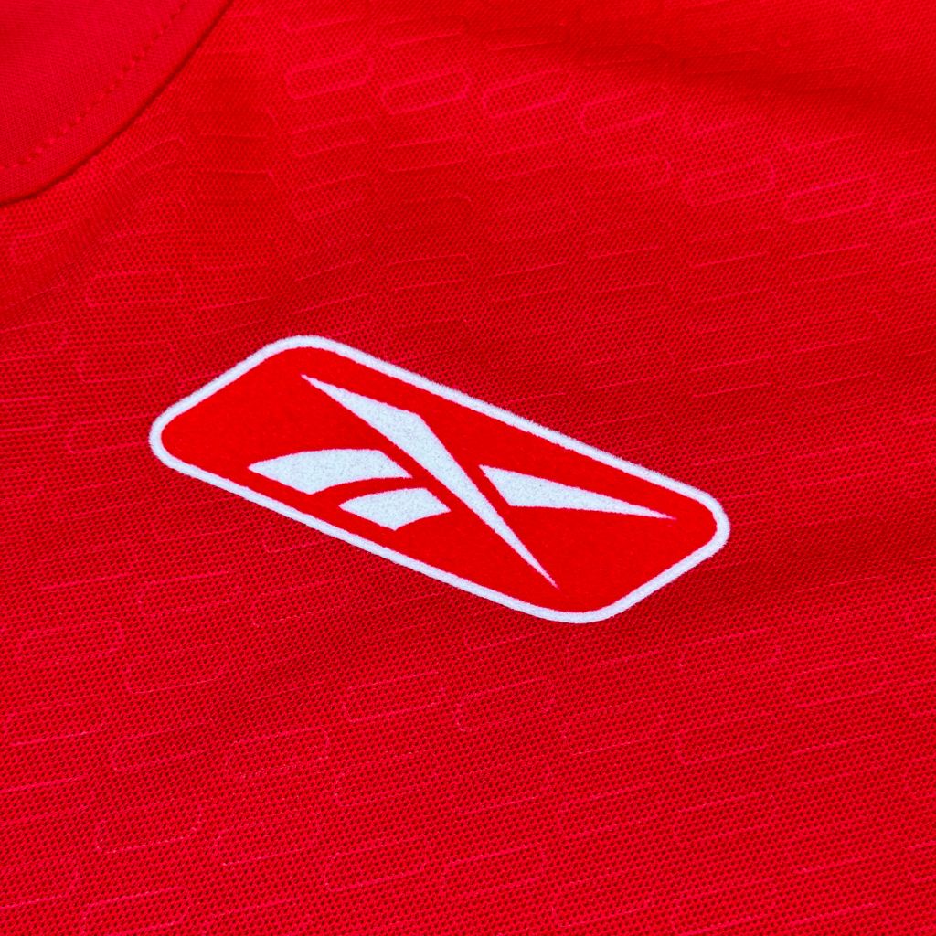 Liverpool 2004/05 Home