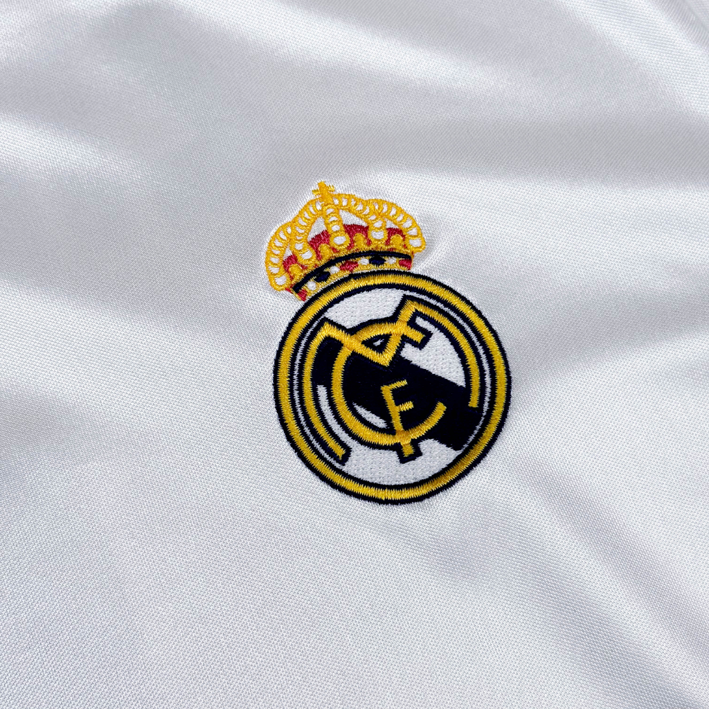 Real Madrid 2004/05 Home