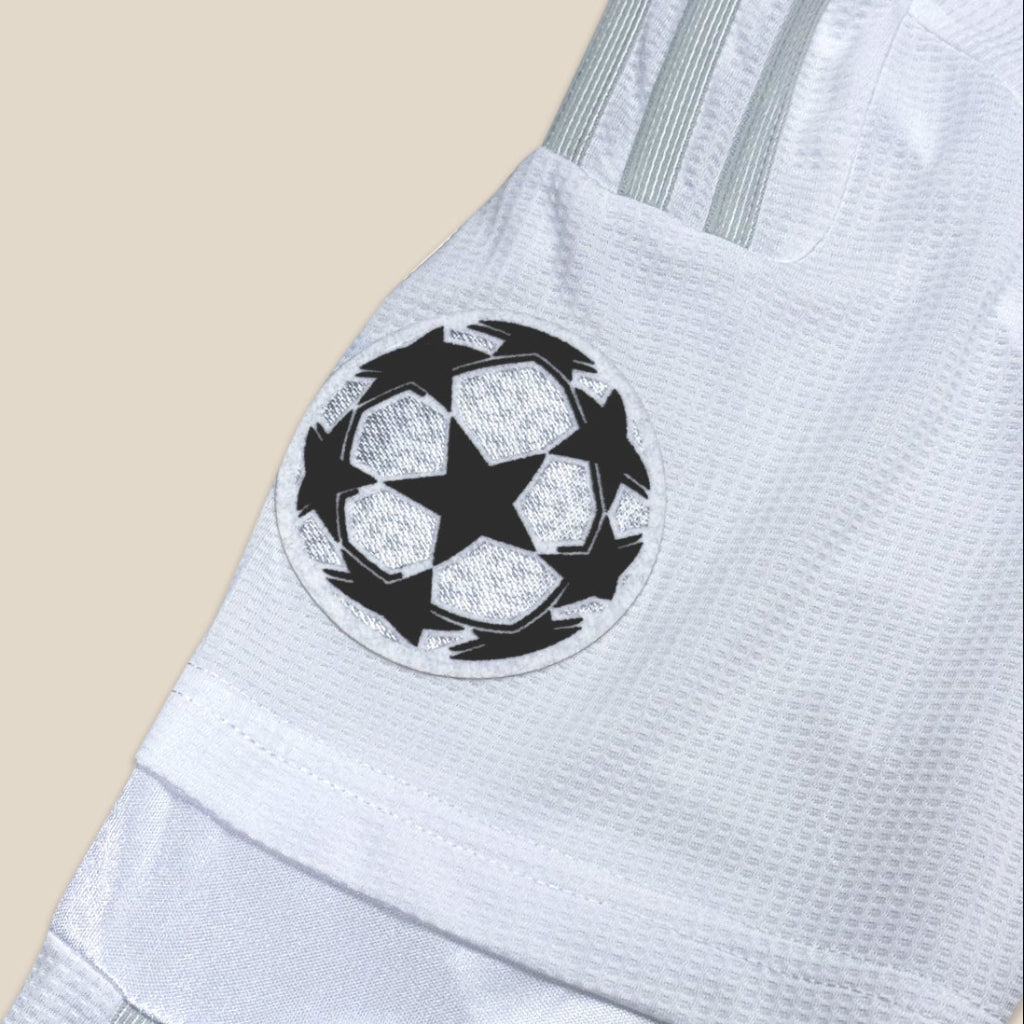 Real Madrid 2015/16 Home