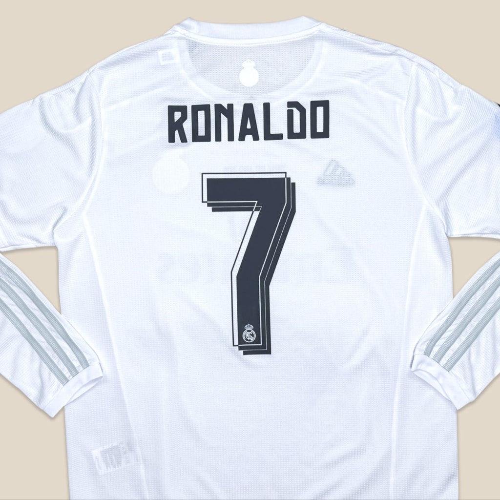 Real Madrid 2015/16 Home