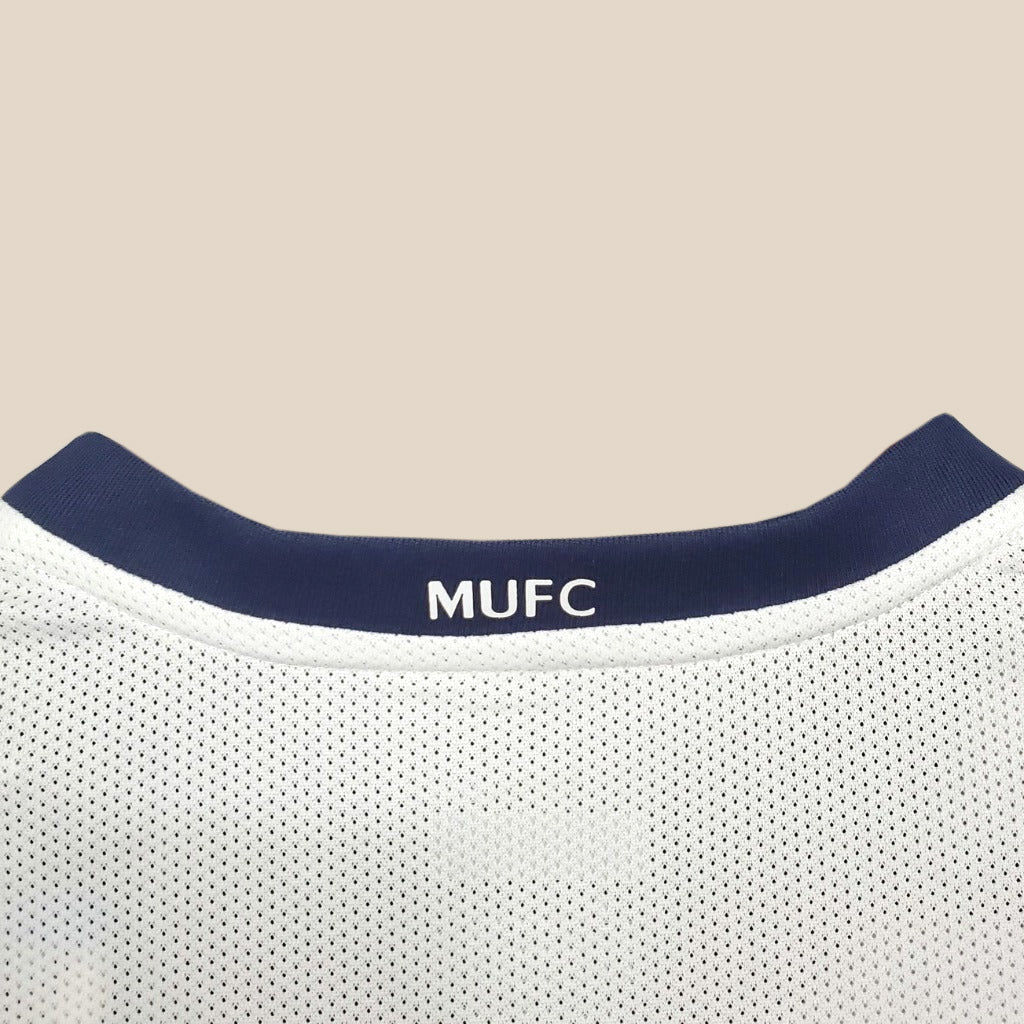 Manchester United 2008/09 Away